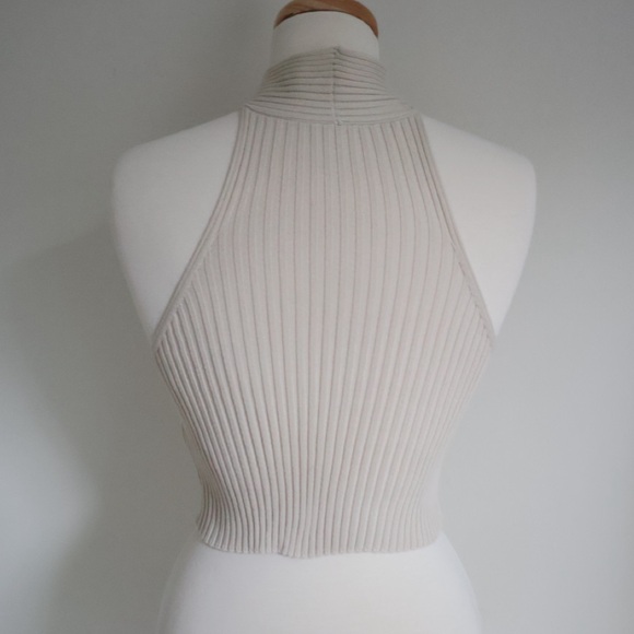 NWOT Cross Front Cropped Tank Top Cream/Neutral Small - Picture 6 of 7